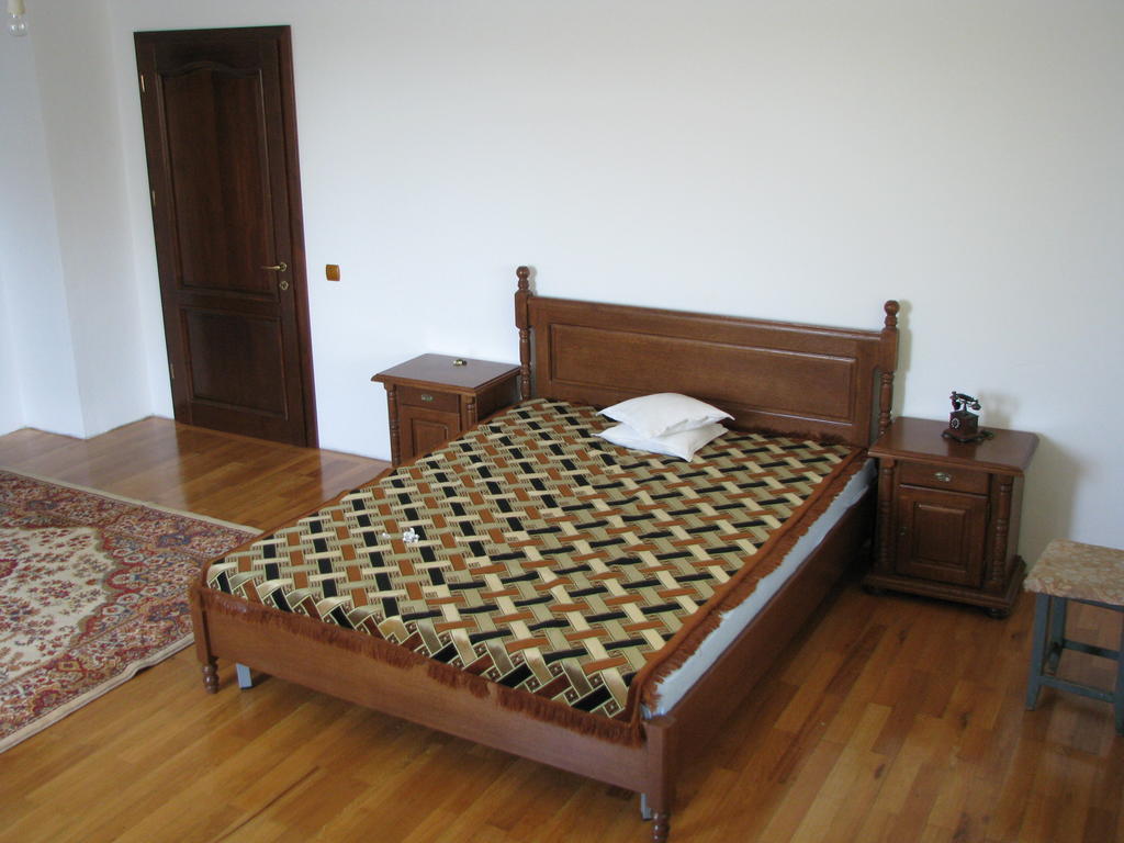 Hotel Casa Renti Novaci-Străini Zimmer foto